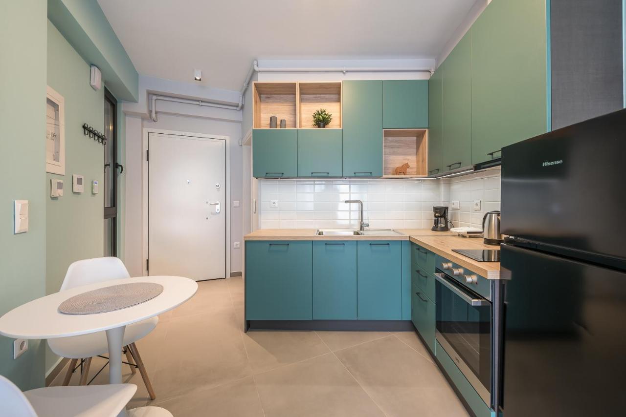 Stylish Urban Suites Афины Экстерьер фото