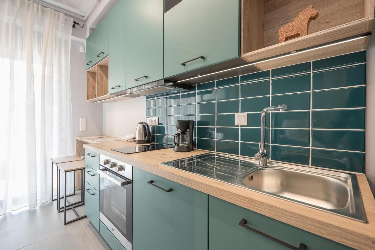 Stylish Urban Suites Афины Экстерьер фото