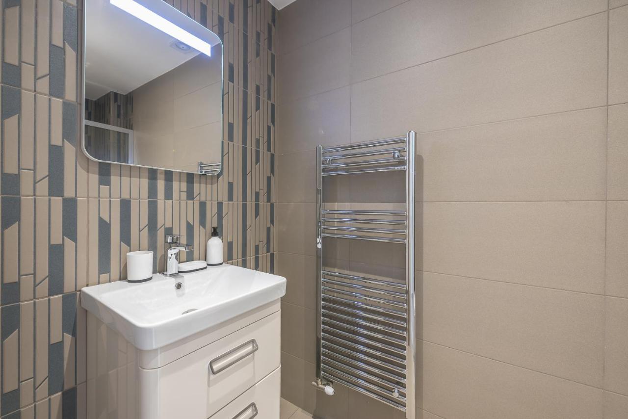 Stylish Urban Suites Афины Экстерьер фото