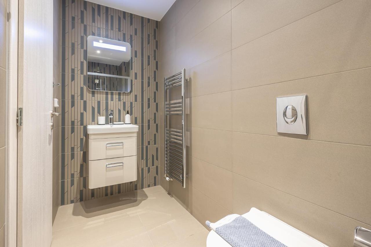 Stylish Urban Suites Афины Экстерьер фото